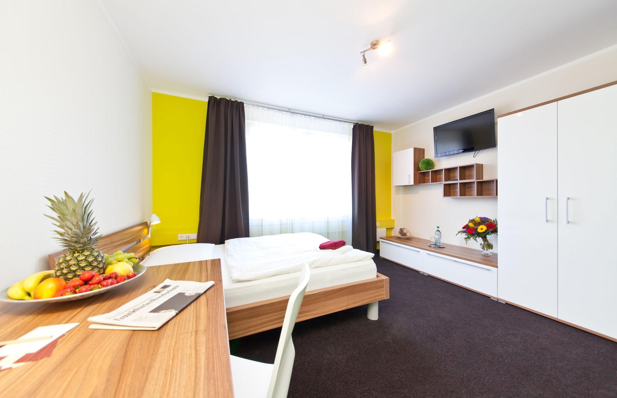 Novum Aviva Neue Messe Hotel 4*