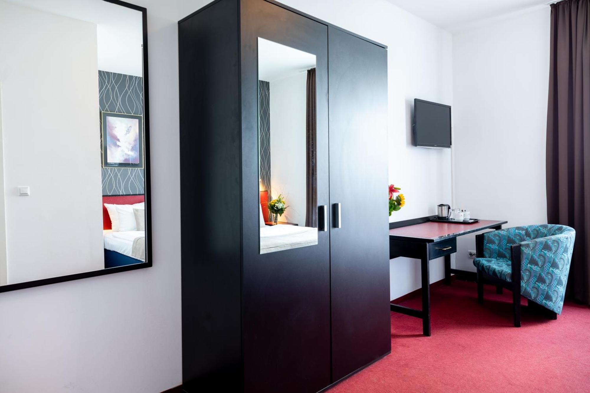 Novum Aviva Neue Messe Hotel